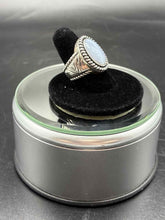 Load image into Gallery viewer, Carolyn Pollack Sterling Silver Ring
