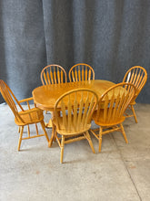 Load image into Gallery viewer, Light Wood 7-Piece Dining Set with 2 Butterfly Leaf Extensions