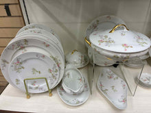 Load image into Gallery viewer, Limoges Dinnerware set