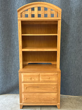 Load image into Gallery viewer, Vaughan Bassett Chest with Hutchtop