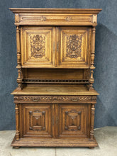 Load image into Gallery viewer, Antique Belgian Oak Cupboard
