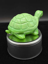 Load image into Gallery viewer, Fenton Glass Vintage Green 1 Piece Figurine