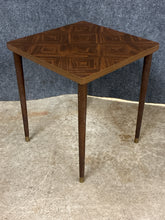Load image into Gallery viewer, Dark Wood End Table
