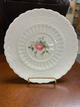 Load image into Gallery viewer, Spode Floral Dinnerware set