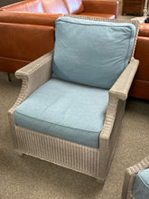 Load image into Gallery viewer, Lloyd Flanders Wicker Lounge Chair Seating