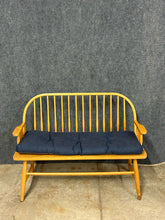 Load image into Gallery viewer, Oak Windsor Style Bench with Cushion