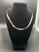 Load image into Gallery viewer, Silpada Sterling Silver Choker Necklace