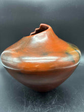 Load image into Gallery viewer, Pottery Vase