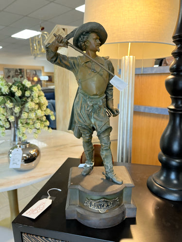 Figurine
