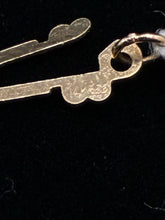 Load image into Gallery viewer, Gold Pearl Necklace