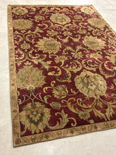 Load image into Gallery viewer, Traditional Persian-Style Floral Area Rug