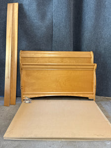 Maple Sleigh Bed - Full Size
