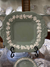Load image into Gallery viewer, Wedgwood Green 24 Piece Tea/Coffee Set