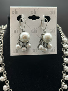 2 Piece Pierced Silvertone Jewelry set