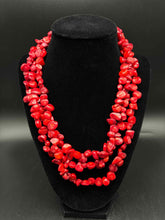 Load image into Gallery viewer, 1 Piece Beaded Coral Red Necklace
