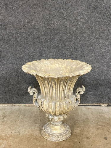 Planter/Urn