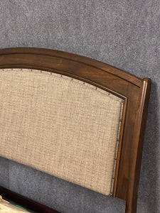 Liberty Furniture Queen Size Upholstered Storage Bed