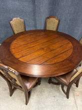 Load image into Gallery viewer, Expandable Round Pedestal Table &amp; 6 Stanley Side Chairs