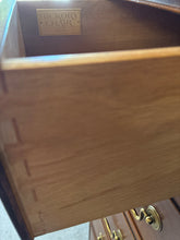 Load image into Gallery viewer, Hickory Chair Traditional Mahogany Chest