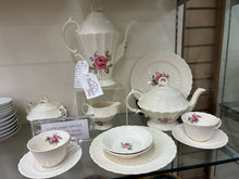 Load image into Gallery viewer, Spode Floral Tea/Coffee Set