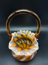 Load image into Gallery viewer, Fenton Glass Swirl Caramel 1 Piece Basket