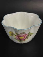 Load image into Gallery viewer, Shelley 2 Piece Creamer and/or Sugar