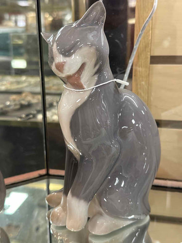 Royal Copenhagen Porcelain Gray 1 Piece Figurine