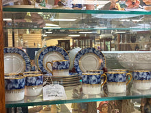 Load image into Gallery viewer, Rosenthal Gold Trim 20 Piece Cup + Saucer