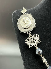 Load image into Gallery viewer, Robin Steele Intaglio Necklace