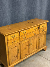 Load image into Gallery viewer, Baker Milling Road Traditional Pine Server