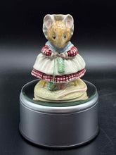Load image into Gallery viewer, Beswick Figurine