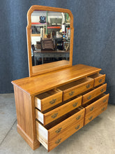 Load image into Gallery viewer, Oak 7-Drawer Dresser with Mirror