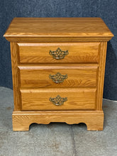 Load image into Gallery viewer, Oak 2-Drawer Nightstand