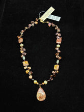 Load image into Gallery viewer, Necklace