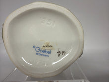 Load image into Gallery viewer, Goebel Hummel Porcelain Figurine