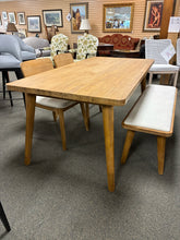 Load image into Gallery viewer, *NEW-OPEN BOX* Castlery Seb Dining Set