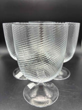 Load image into Gallery viewer, 4 Piece Tiffany &amp; Co Glasses