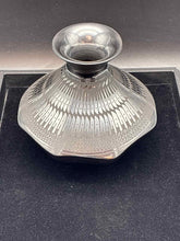 Load image into Gallery viewer, Vase