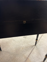 Load image into Gallery viewer, Hitchcock One Drawer Desk