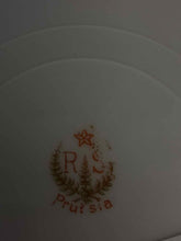 Load image into Gallery viewer, Cake plate/stand