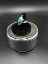Load image into Gallery viewer, Sterling Silver Ring