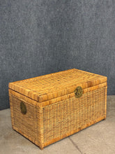 Load image into Gallery viewer, Woven Wicker Blanket Chest