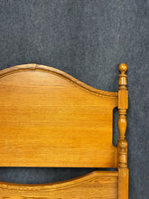 Load image into Gallery viewer, Queen-Full Oak Bed with Arched Headboard