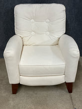 Load image into Gallery viewer, Lane Home Furnishings Upholstered Recliner