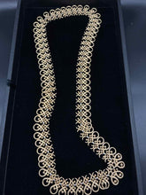 Load image into Gallery viewer, 1 Piece Trifari Goldtone Necklace