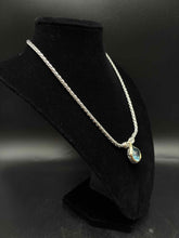 Load image into Gallery viewer, 1 Piece John Medeiros Round Two Tone Necklace