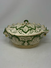 Load image into Gallery viewer, Olfaire Portugal 4 Piece Majolica Strawberry Leaf Soup Tureen with Lid,