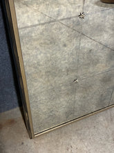 Load image into Gallery viewer, Ethan Allen "Rosette" Wall Mirror