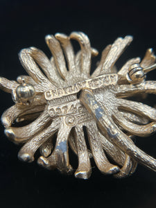 Pin