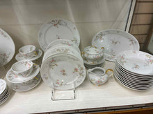Load image into Gallery viewer, Limoges Dinnerware set